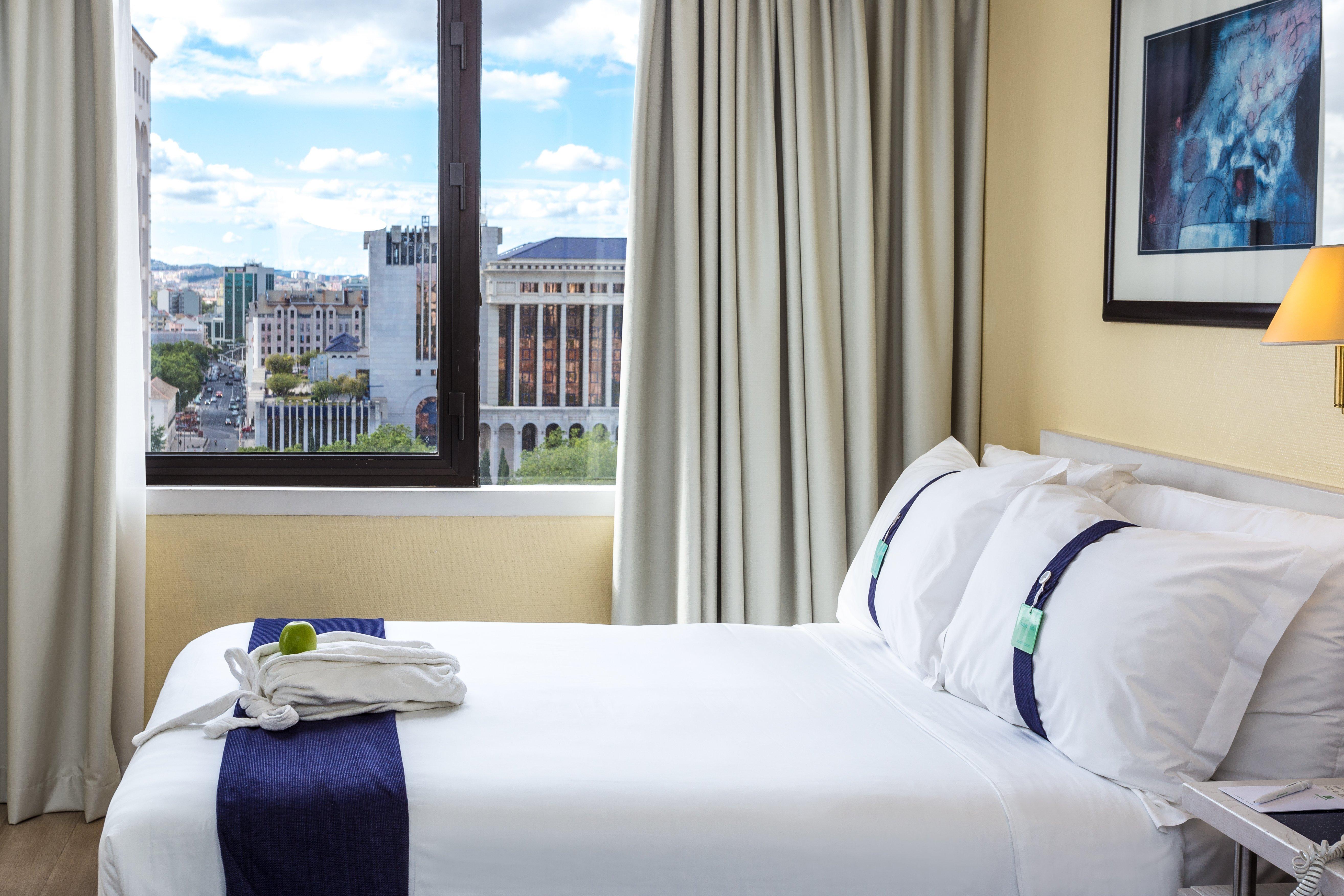Holiday Inn Lisbon By Ihg Bagian luar foto