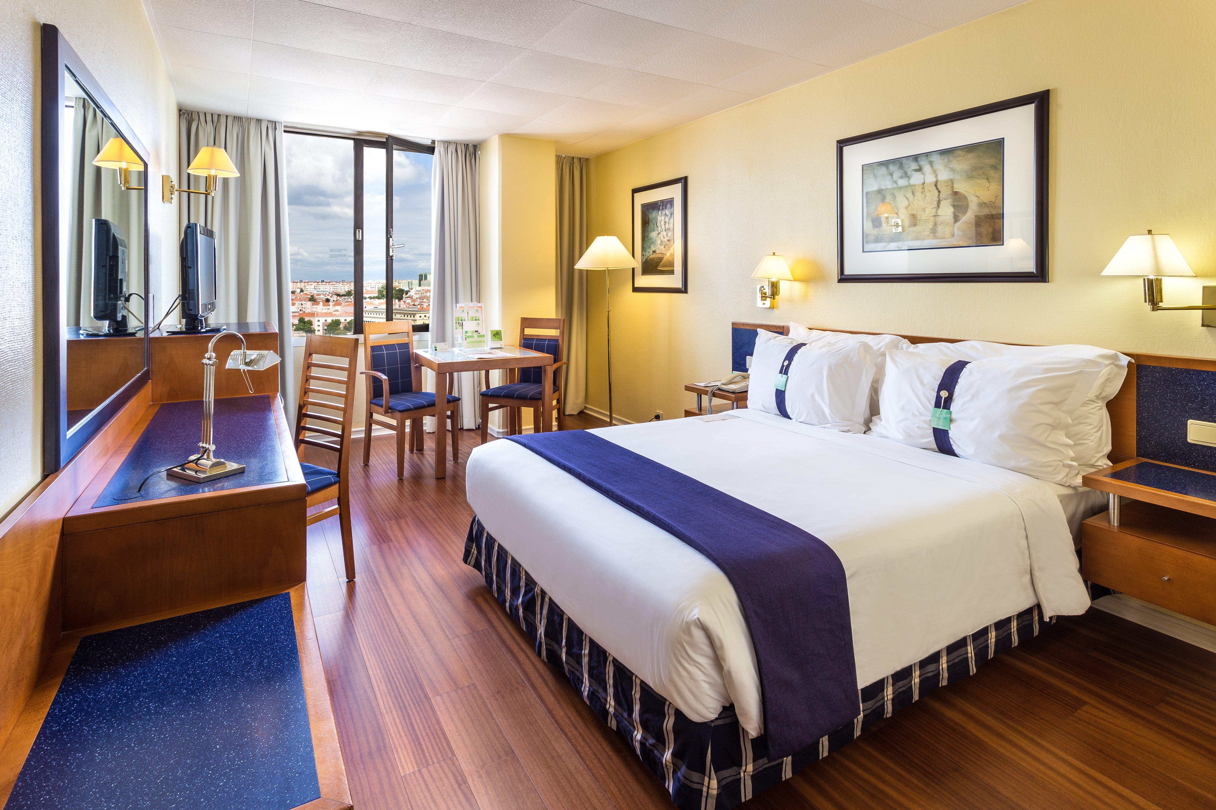 Holiday Inn Lisbon By Ihg Bagian luar foto