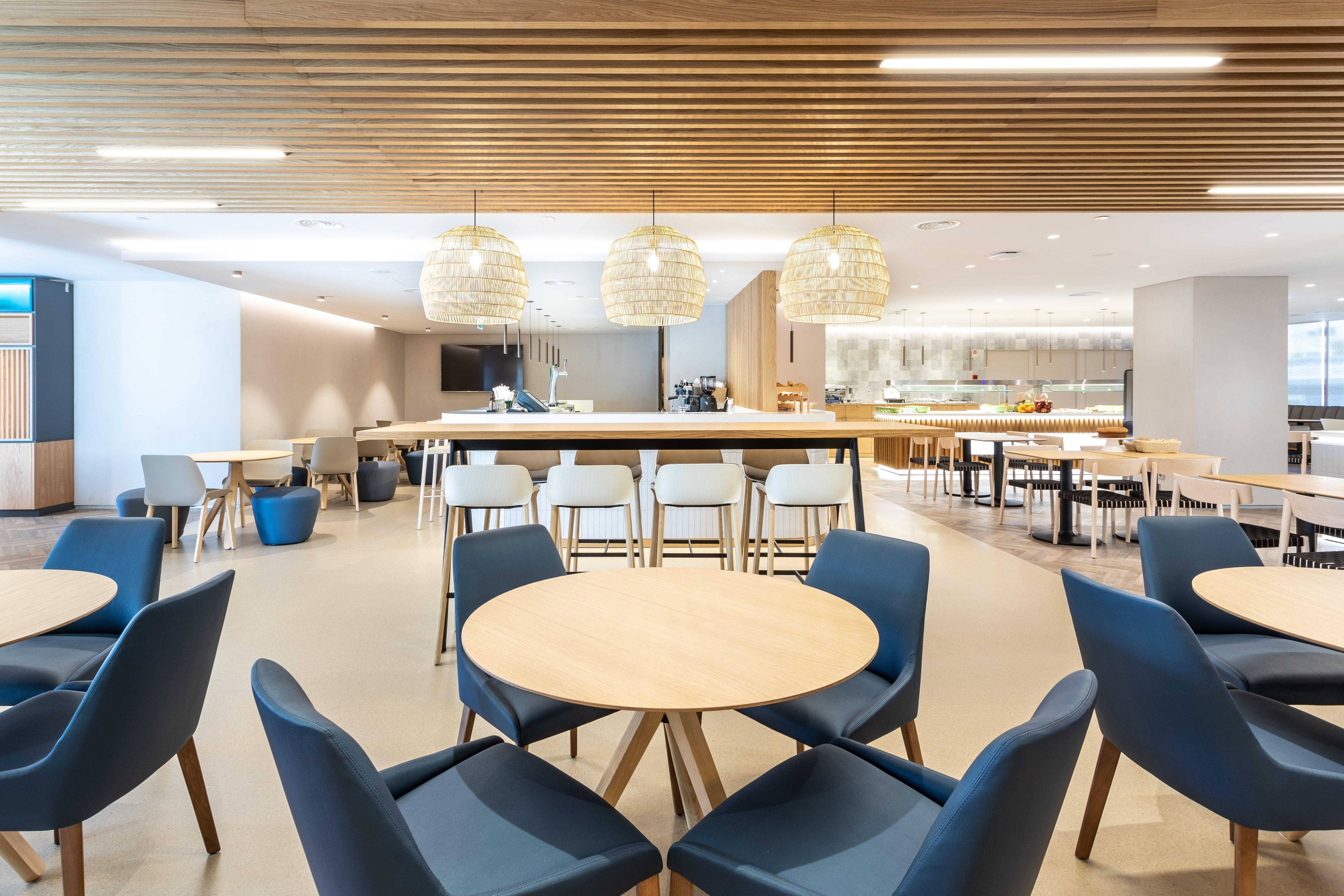 Holiday Inn Lisbon By Ihg Bagian luar foto