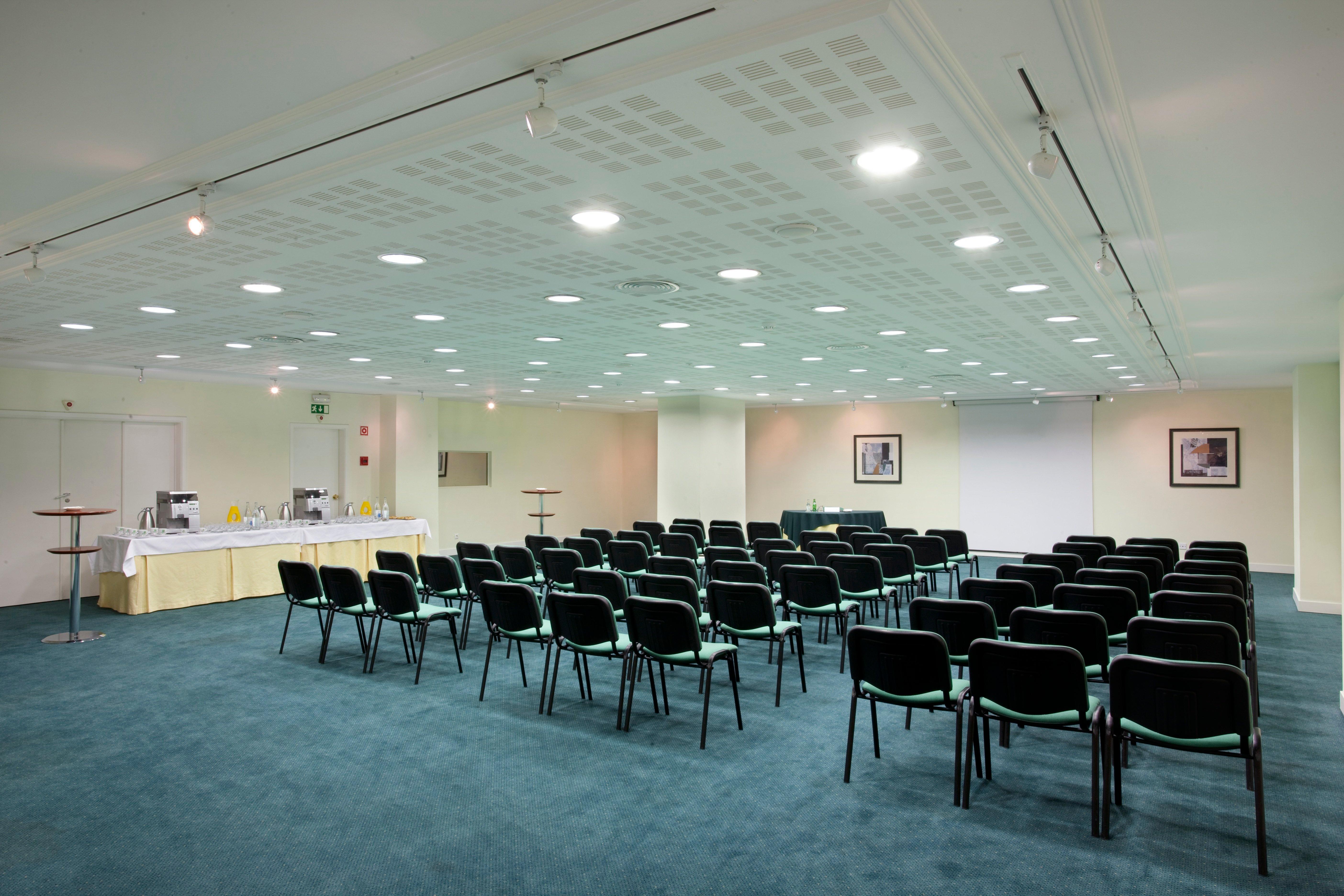 Holiday Inn Lisbon By Ihg Bagian luar foto